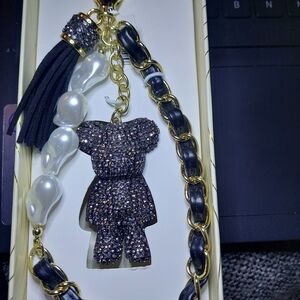 Elegant Black and Gold Bear Pendant Keychain